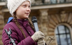 Lý do cô bé Greta Thunberg từ chối nhận giải thưởng về môi trường