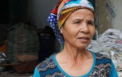 Người phụ nữ nhặt rác hãi hùng kể lại chuyện phát hiện thi thể cháu bé