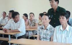 Phụ huynh 'méo mặt'' vì muôn khoản tiền đè lên vai dịp đầu năm học 