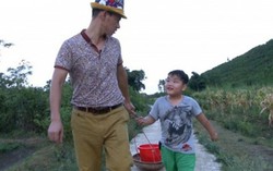 Cha mẹ nên 'mặc kệ' con khi cần thiết