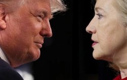 Choáng ngợp trong bão công kích giữa Hillary và Trump 