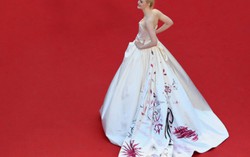 Dàn mỹ nhân hội ngộ tại thảm đỏ LHP Cannes 2017