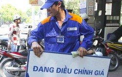Giá xăng Ron 92 giảm thêm 604 đồng mỗi lít