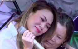 Mỹ Tâm vừa khóc vừa hát ‘Tình mẹ’