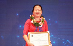 Nuôi gà, trồng rau sạch làm giàu từ vốn vay 2 triệu đồng