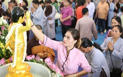Lễ Phật đản tại Bảo Tháp Mandala Tây Thiên