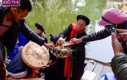 Hội Lim tái diễn mời trầu nhận tiền