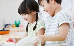 Cho con trải nghiệm và biết giá trị lao động từ nhỏ