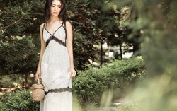 Trà My 'Thương nhớ ở ai' hóa nàng thơ mùa hạ