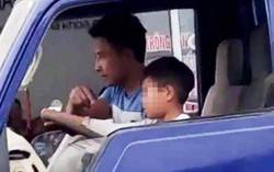 Phạt chủ xe tải cho bé trai lái xe trên phố 8 triệu đồng