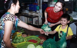 Cùng con đi chợ