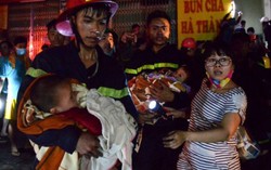 Cháy ở chung cư Xa La, nhiều người mắc kẹt