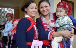 Thắp sáng ngọn lửa đấu tranh xóa bỏ bạo lực với phụ nữ, trẻ em