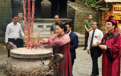 Thành kính dâng hương tưởng nhớ các Vua Hùng