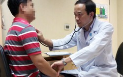  Bị hoại tử khớp do dùng Corticoid không đúng