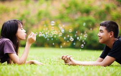 Không muốn con yêu sớm...như mẹ