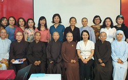 Hội LHPN Việt Nam tập huấn công tác vận động phụ nữ dân tộc - tôn giáo