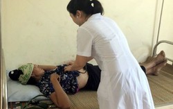 Hơn 140 người ăn cỗ cưới xong vào thẳng bệnh viện cấp cứu