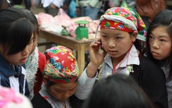 Điện thoại di động và câu chuyện về bình đẳng giới