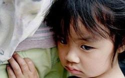 Con gái lớp 5 học giỏi nhưng luôn nghĩ mình vô tích sự