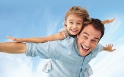Những cách bố mẹ biến trẻ thành kẻ tự phụ