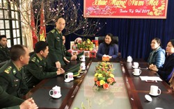 Chủ tịch Hội LHPN Việt Nam thăm, chúc Tết đồn biên phòng và phụ nữ nơi biên giới