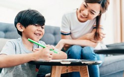 Nhận nuôi đứa trẻ bị bỏ rơi, tôi phát hiện sự thật cay đắng