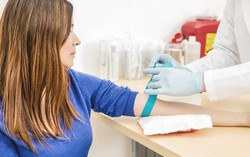 Xét nghiệm máu có thể dự báo phụ nữ mang thai sinh non