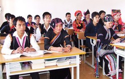 Hơn 1.000 trường học vùng khó khăn sẽ được hỗ trợ trang thiết bị