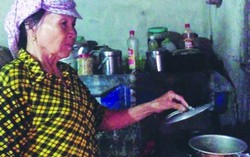 Lão bà cựu chiến binh nuôi cháu mồ côi