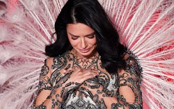 Chia sẻ thầm kín của các 'thiên thần' sau Victoria's Secret Show 2018