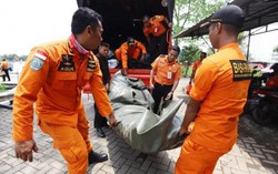 Hết hy vọng có người sống sót sau thảm họa rơi máy bay ở Indonesia