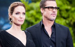 Angelina Jolie đổi họ sau khi kết thúc quan hệ vợ chồng với Brad Pitt