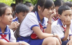 Phát thưởng "bù" cho hơn 200 học sinh ở Kiên Giang vào đầu năm học tới