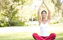 Vòng một đầy đặn nhờ yoga đơn giản