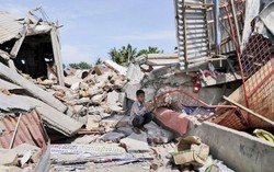 Động đất Indonesia: 30 người chết, hàng nghìn người không nơi trú ẩn