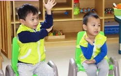 Chàng trai 4 tuổi đòi tự lập