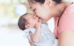 Để những buồn đau ở lại