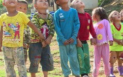 Chuyên gia hướng dẫn cách chăm sóc dinh dưỡng giúp bé hay ăn, chóng lớn
