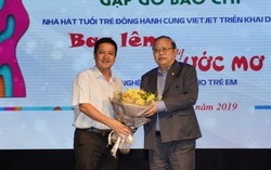 Nhà hát Tuổi Trẻ cùng Vietjet chắp cánh ‘Bay lên những ước mơ’