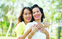 Bài học từ mẹ giúp tôi thành một phụ nữ mạnh mẽ