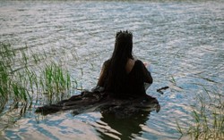 Hé lộ hồn ma ấn tượng trong phim 'Cô Hầu Gái’