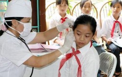 Lỗ hổng trong phát triển BHYT học sinh, sinh viên