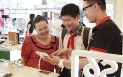 Máy tính, điện thoại giảm giá mạnh trong mùa tựu trường 