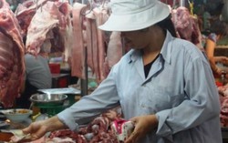 Giá thịt lợn tăng mạnh, nhiều thực phẩm khác tăng theo