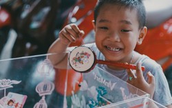 Thùng quà Thạch sanh cổ tích hiện hữu giữa đời thực mùa Trung thu