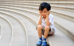 Mẹ tự đâm vào tay mình để giúp con 'thoát' tự kỷ