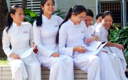 Hoa hậu Nguyễn Đình Thụy Quân: Nhan sắc ẩn mình