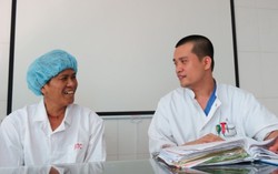 40 ngày dập phổi, ngừng thở.. thoát "án tử"