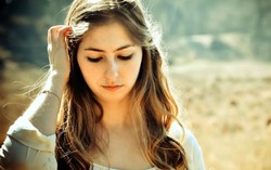 Cô gái 25 tuổi chênh vênh trống trải trước cái Tết cô đơn 